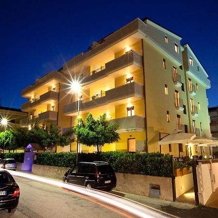 Tortoreto Residence La Guirita المظهر الخارجي الصورة