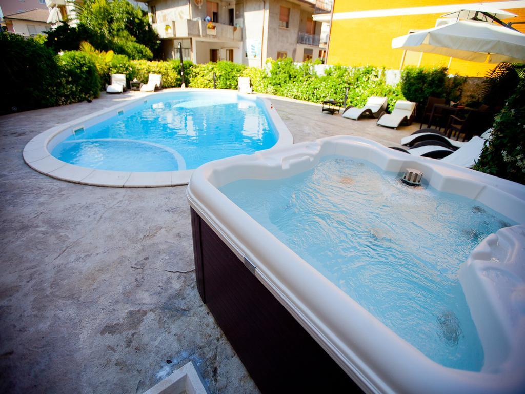 Tortoreto Residence La Guirita المظهر الخارجي الصورة